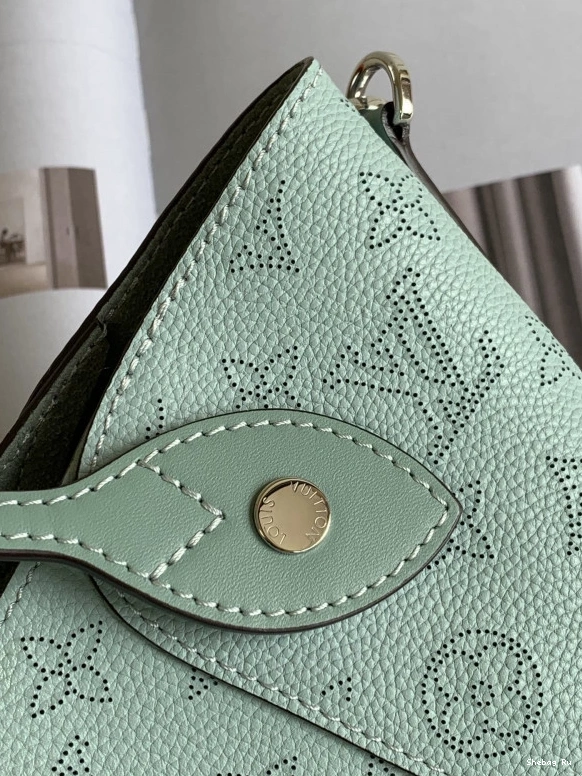 VUITTON PM HINA LOUIS 0807